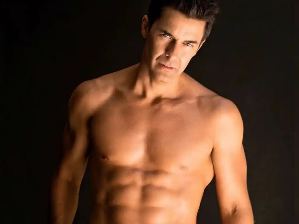 El romance secreto entre Mariano Martínez y...