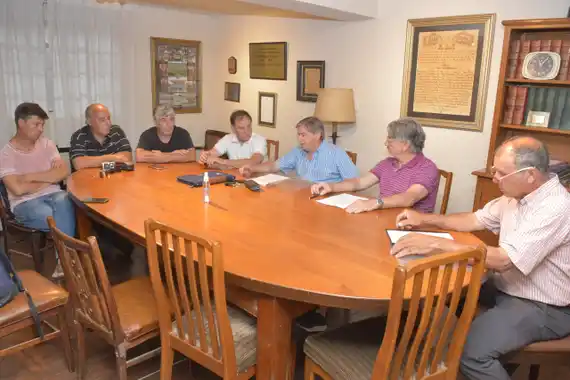 Tras la firma de un convenio, comenzarán a realizarse espectáculos tradicionalistas en el Hipódromo