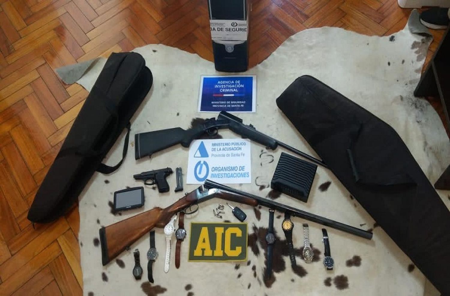 Megaoperativo por juego clandestino: secuestraron armas, vehículos, drogas y 100 mil dólares