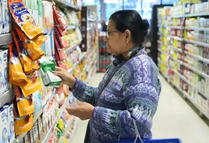 La gente espera más inflación que las consultoras.