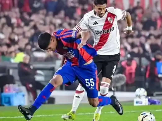 River sufrió, lo empató sobre el final y eliminó a San Lorenzo por penales