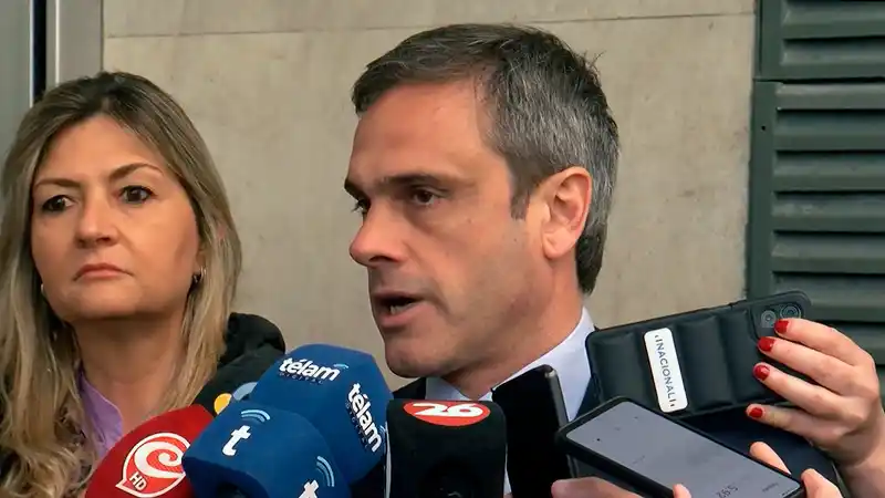 Un asunto importante en el temario fue la continuidad de funcionarios massistas.