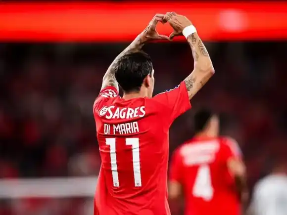 Incierto futuro para Di María en Benfica: las lesiones complican su renovación
