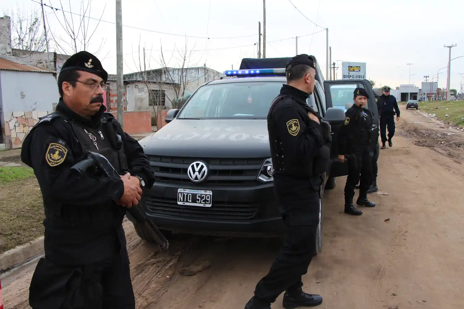 La Policía aprehendió a 13 personas