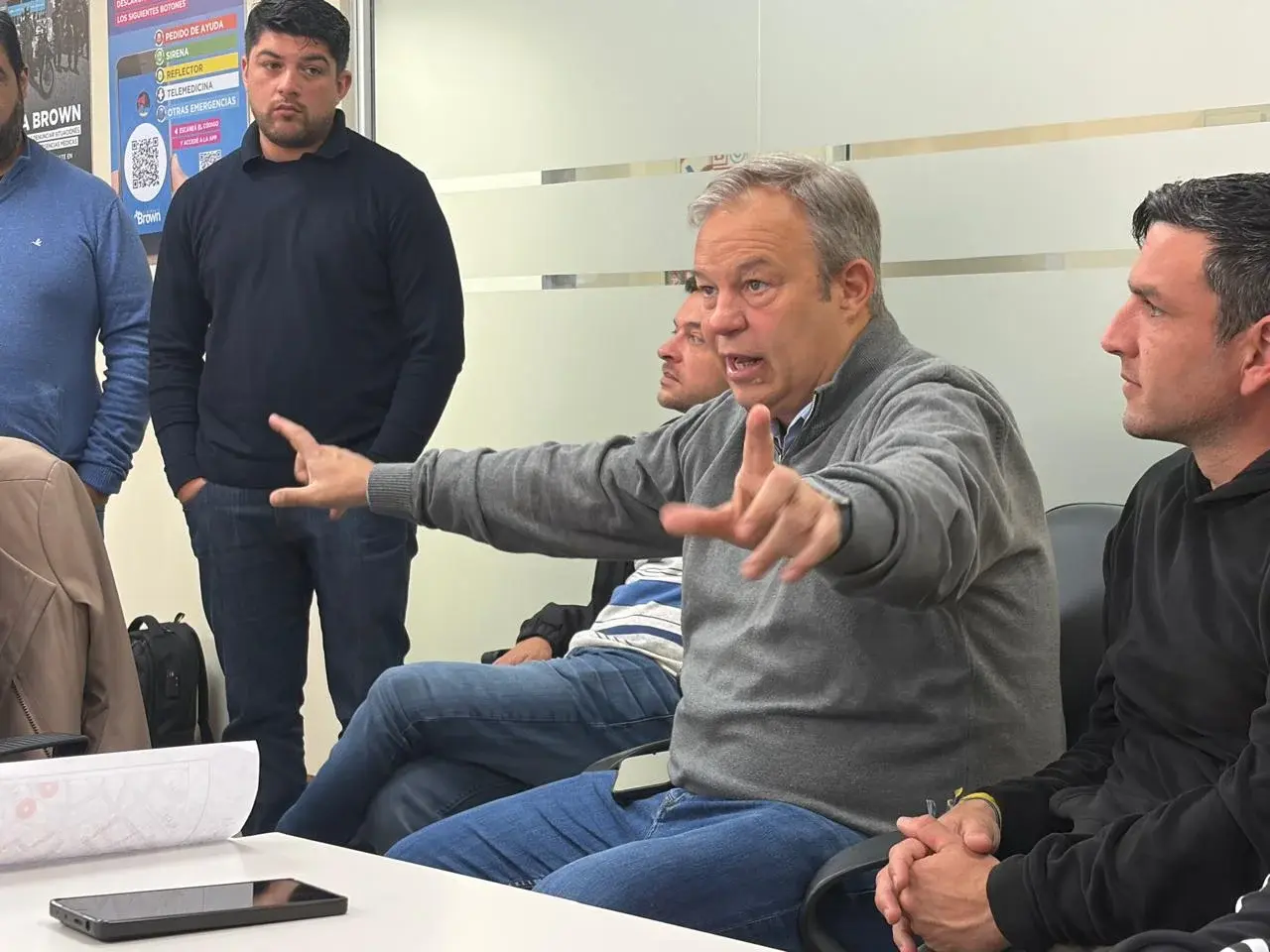 Reunión en Burzaco por la visita del Papa en noviembre.