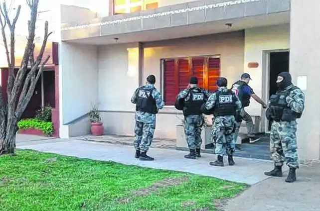 Cayó banda narco en Firmat con base en Piñero