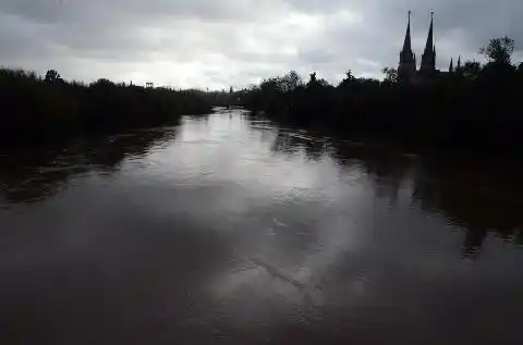 Desborde de los ríos Luján y Arrecifes: 250 evacuados y alerta por nuevas lluvias