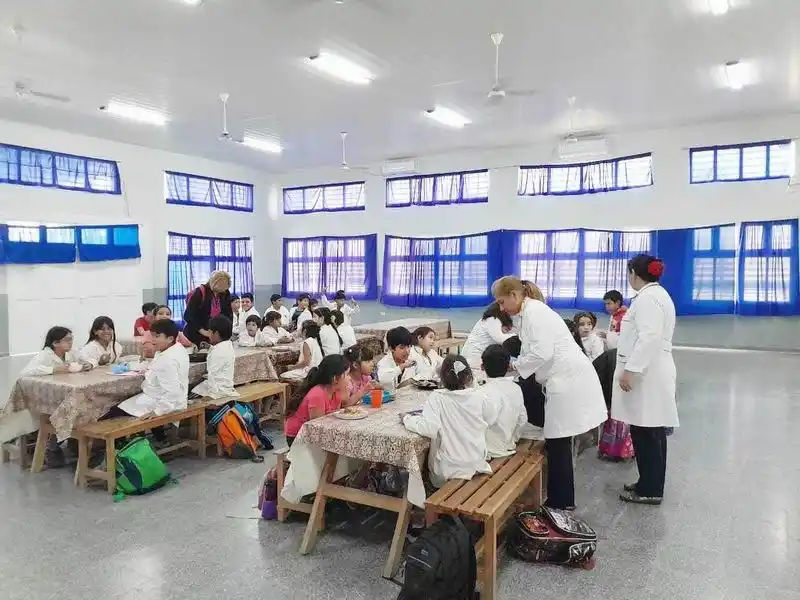 Garantizan continuidad del servicio nutricional
en las escuelas durante el receso de verano
