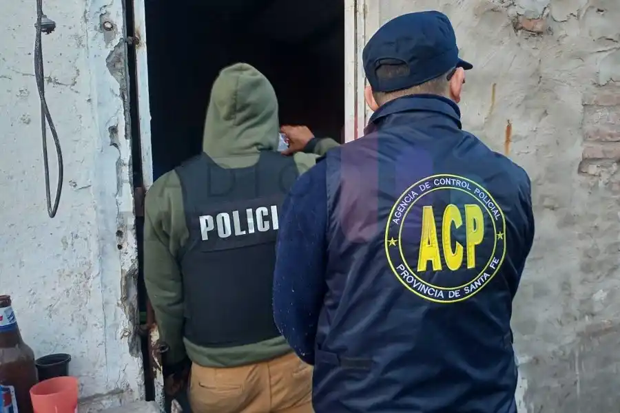 FOTOS | Gran despliegue policial en la ciudad: se realizaron múltiples allanamientos por una causa de Asociación Ilícita