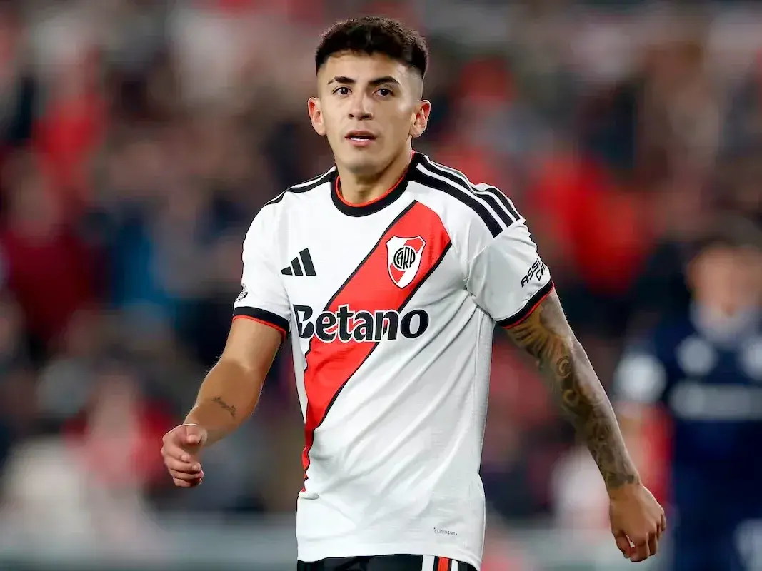 River y Racing se enfrentan en el Monumental: horario y cómo ver el partido