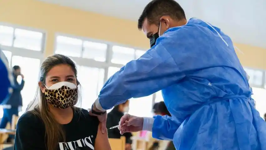 Formosa capital: Hoy, 2.ª dosis de Sinopharm a la clase 1966 y anteriores