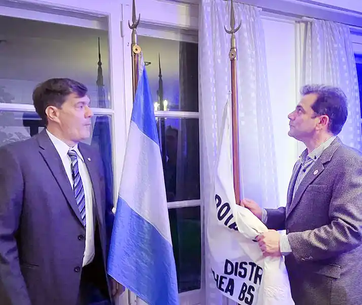 Juan Martín Gabino asumió como presidente del Rotary