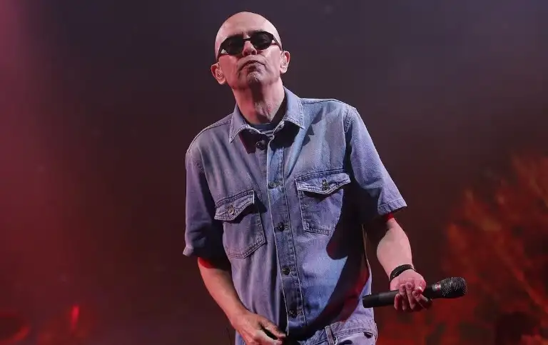 El cantante falleció a los 77 años.