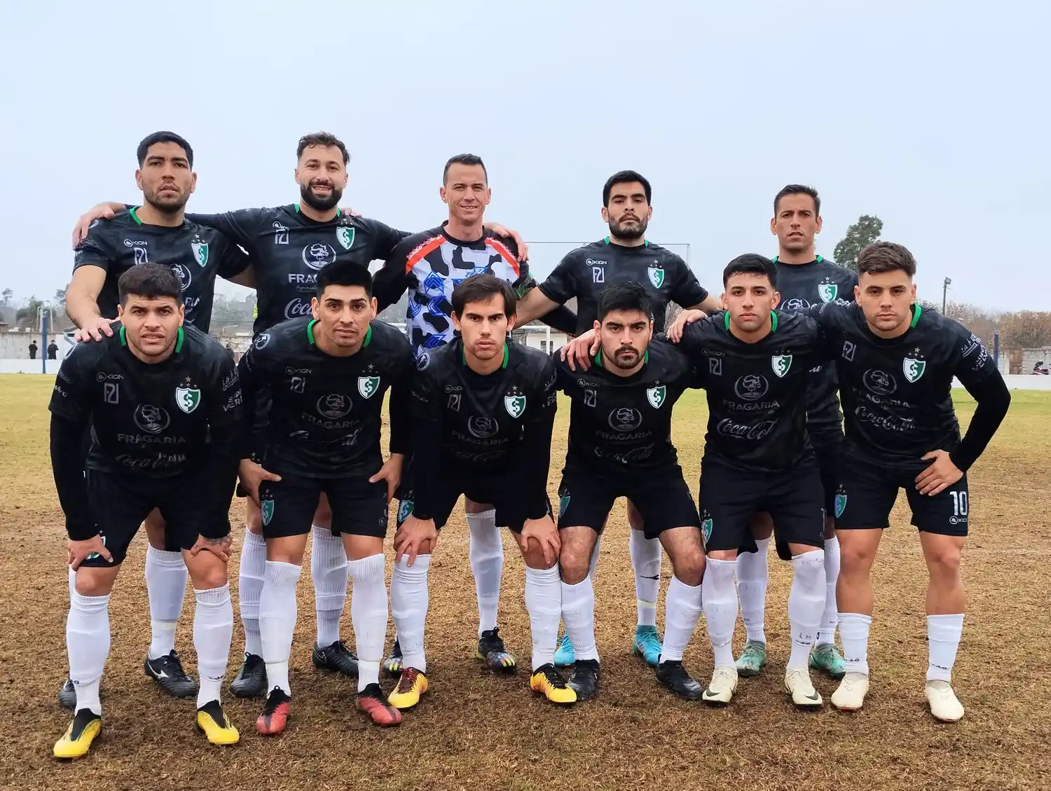 Studebaker sigue en lo más alto de la tabla en soledad.