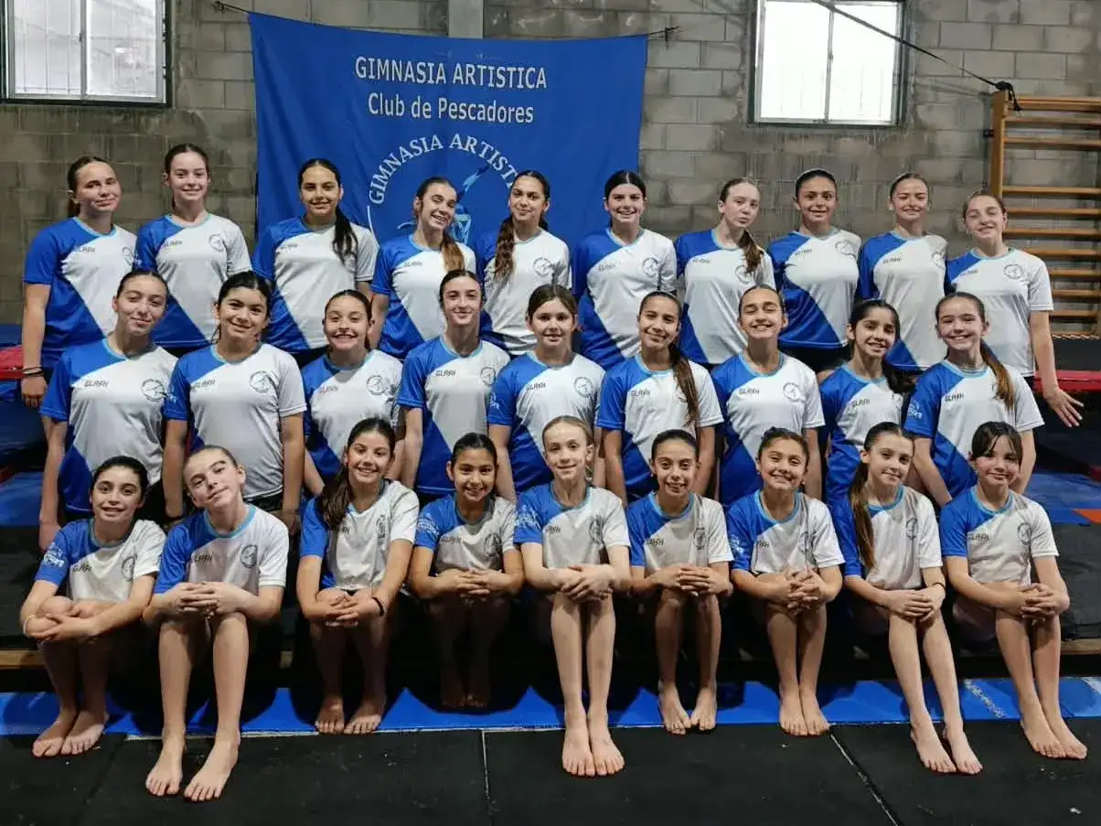 Gimnastas del club Pescadores