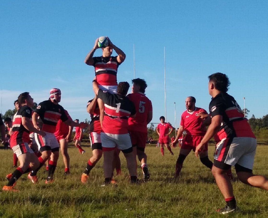 Triunfos de Central Entrerriano y Carpinchos por el Provincial