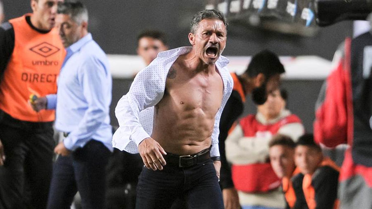 Nelson Vivas se aleja del fútbol a pedido de su hija