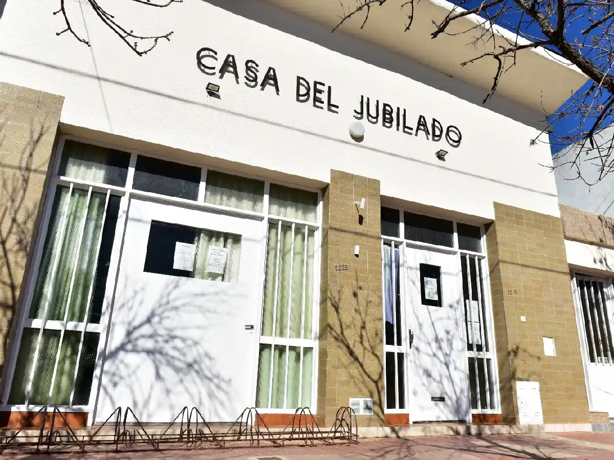 Casa del Jubilado vuelve a  la actividad con turismo y a  la espera de más servicios