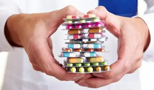 Deberán devolver dinero por la planta de medicamentos genéricos