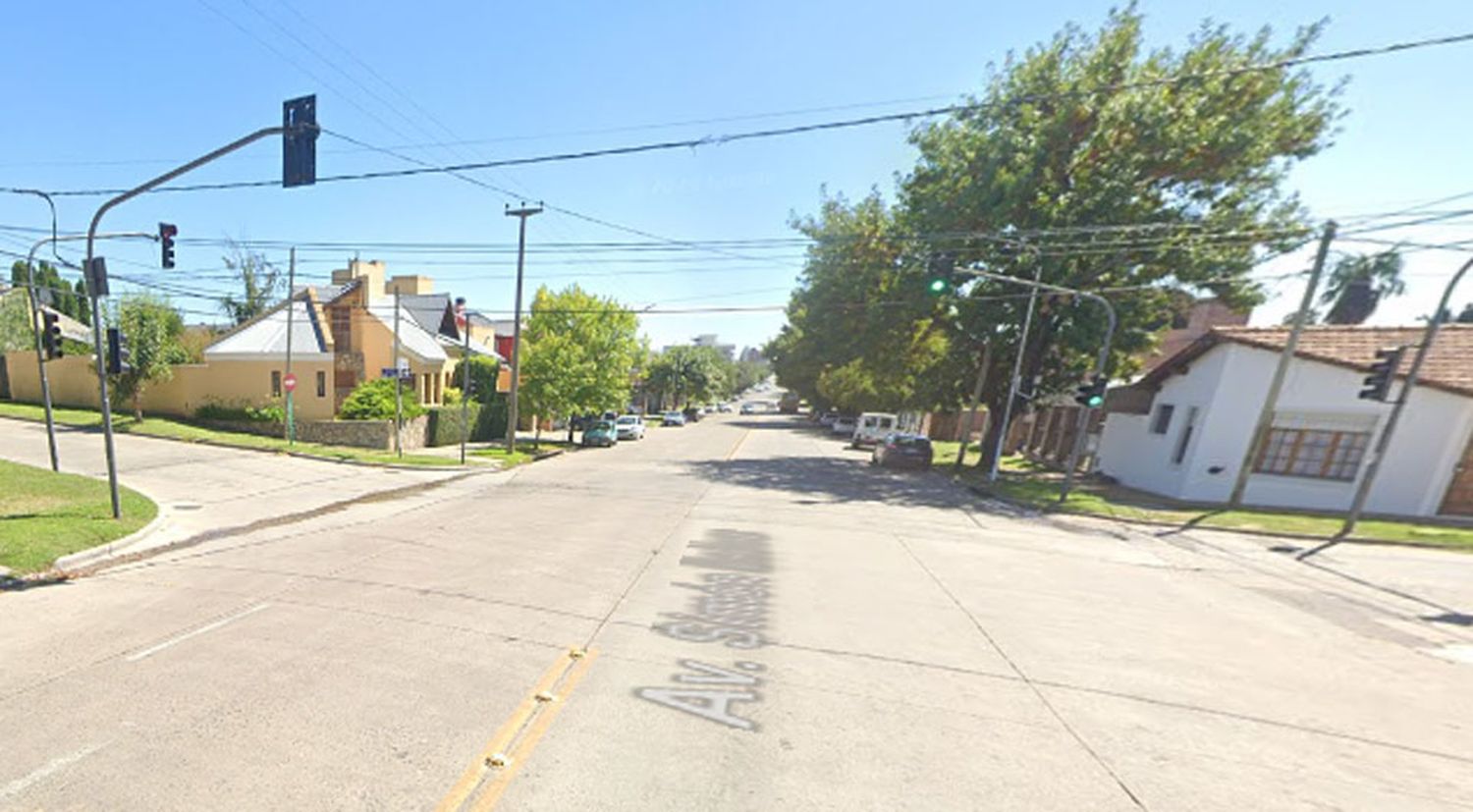 Su auto sufrió daños cuando circulaba por Bolívar y Larrea y el Municipio le pagará 105 mil pesos