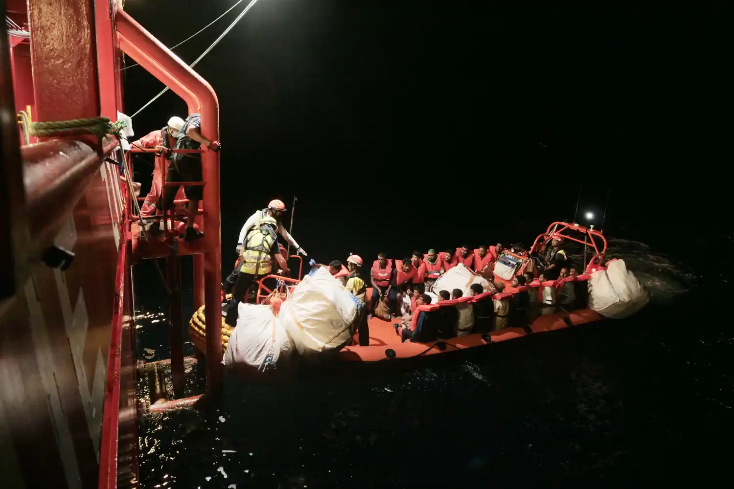 Salvaron a 500 migrantes en once rescates registrados 