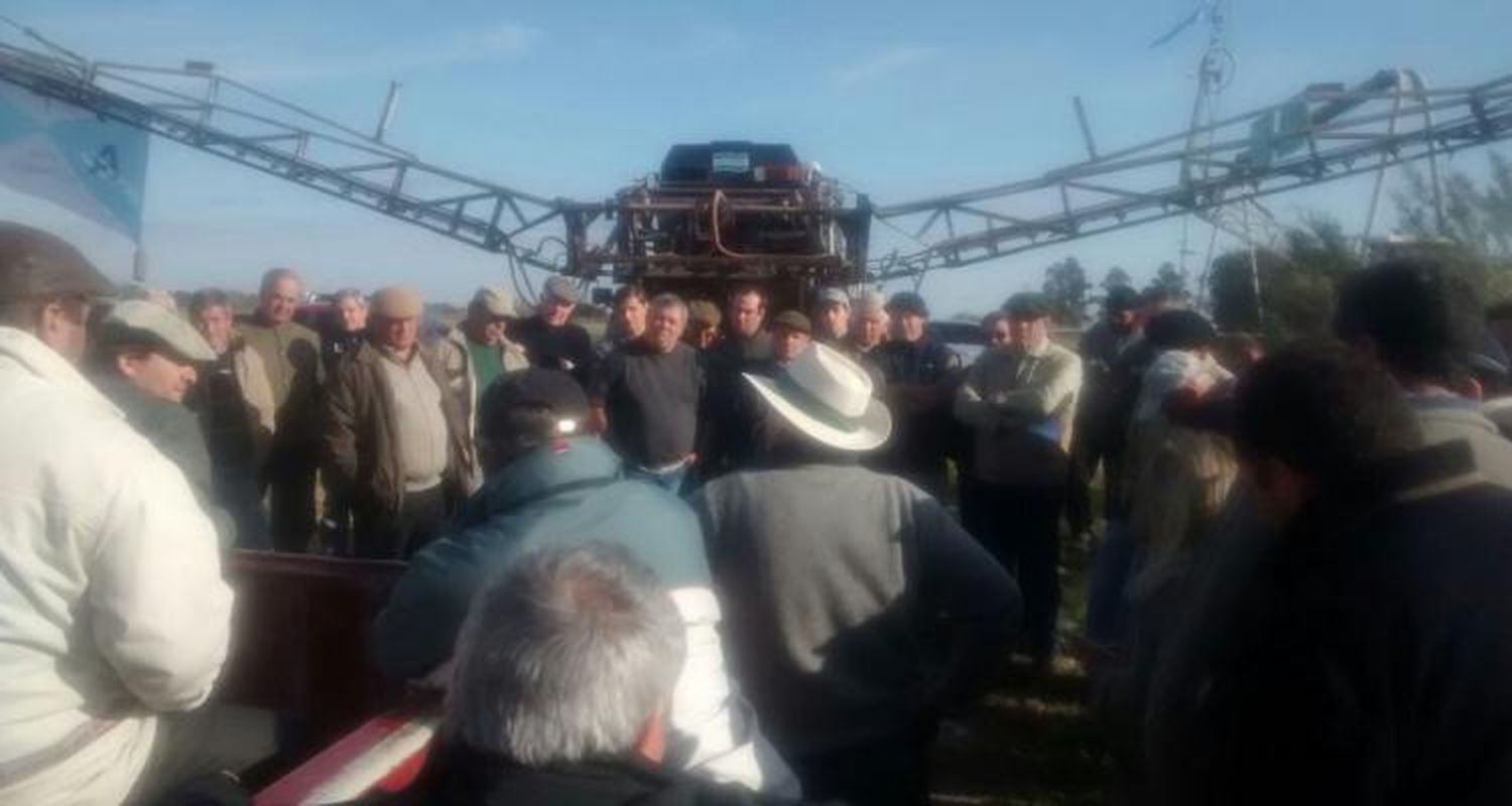 Ruralistas anunciaron que pedirán a “la mesa de enlace que se una y que decrete el cese de comercialización por dos meses”
