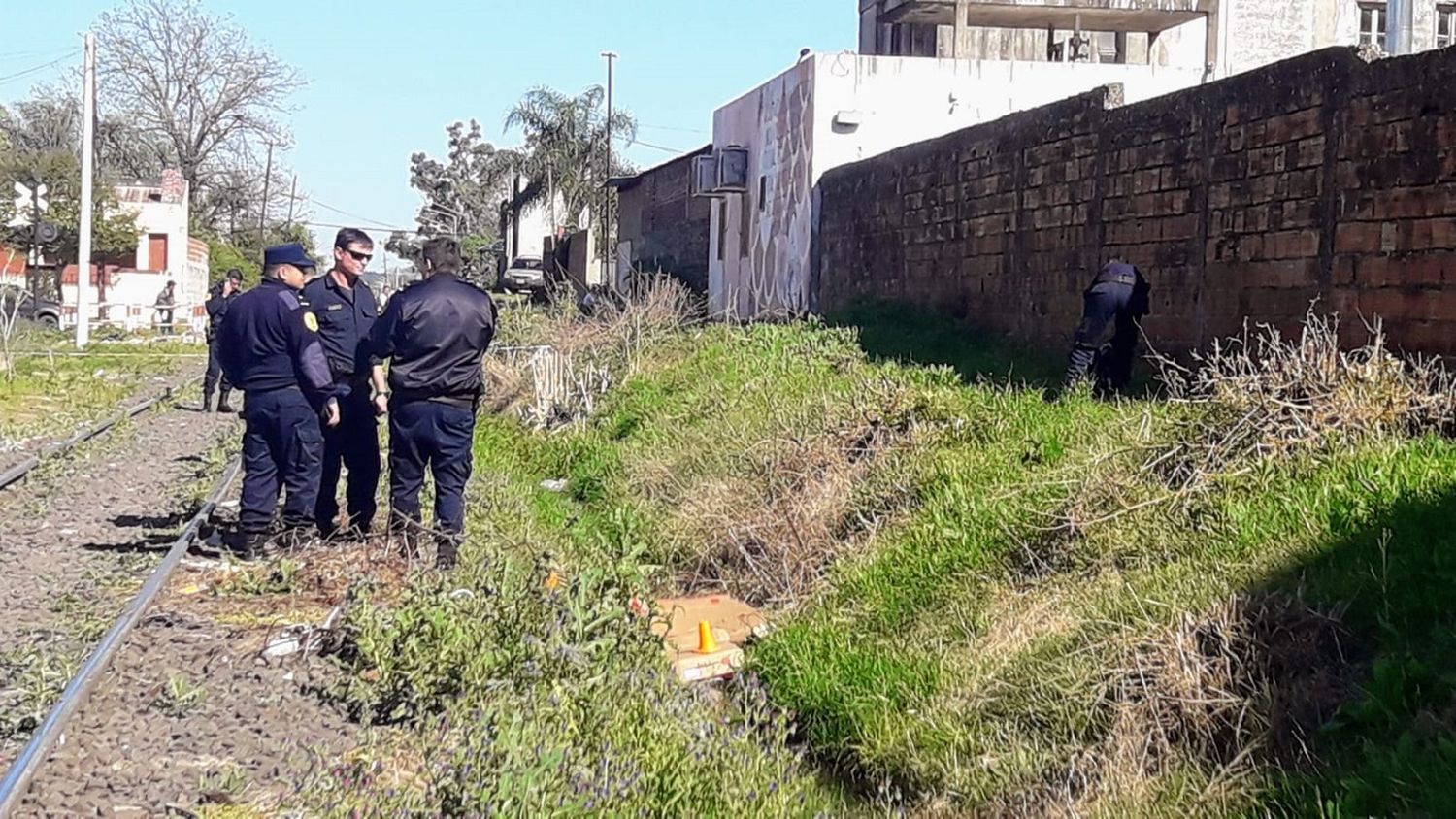 Un hombre fue hallado sin vida detras del hospital Felipe Heras