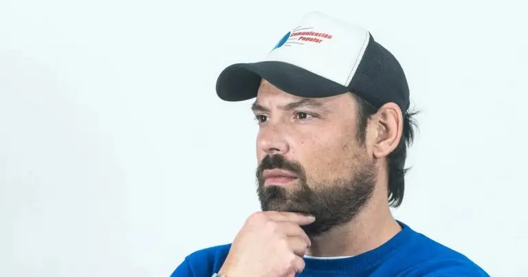 Ofrecen 4 millones de pesos de recompensa para detener al periodista Ezequiel Guazzora