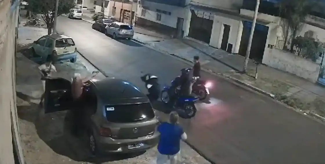 La oficial se defendió a los tiros de los 4 motochorros.