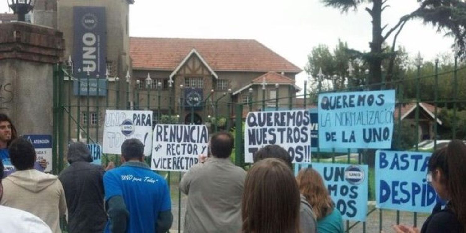 Sacan al hijo de Othacehé del rectorado de la Universidad del Oeste