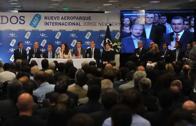 Cristina inauguró obras en Aeroparque Jorge Newery