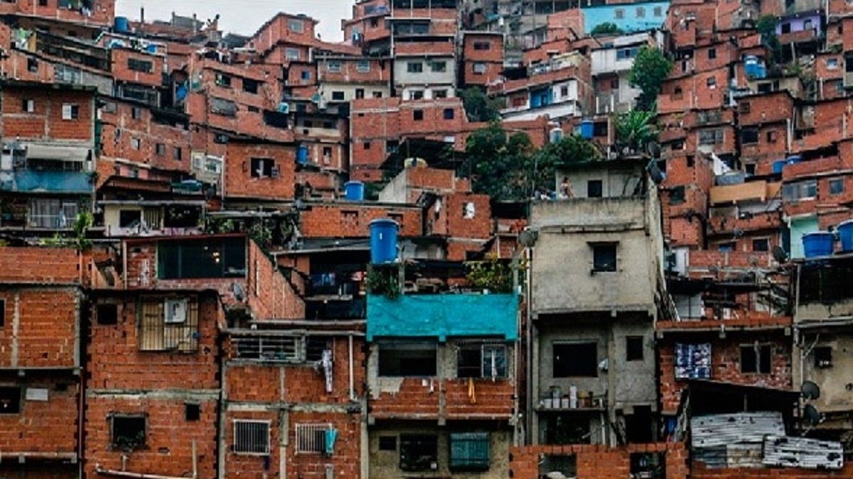Eran integrantes de la banda LOS PITUFOS los delincuentes que cayeron en PETARE