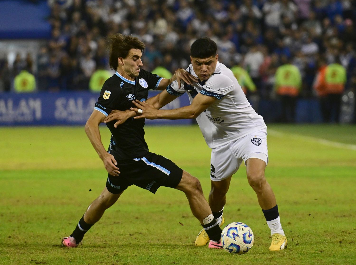 El tandilense González Metilli, en la marca de Aquino.