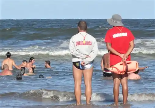 Partido de La Costa: pusieron en marcha el "Operativo de Seguridad en Playa"