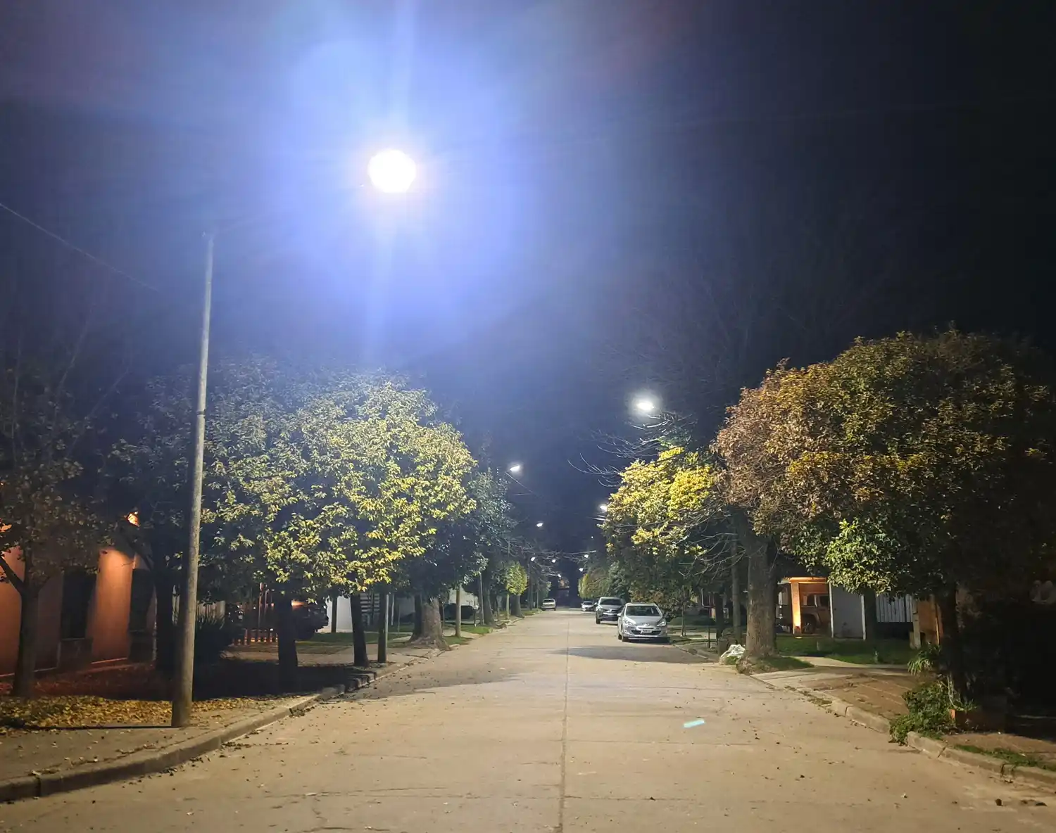 Mejora la iluminación de diferentes zonas de Villa Cañás.