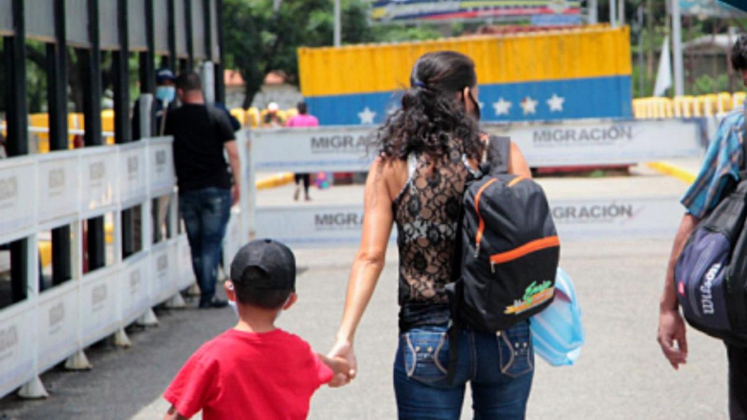 VIACRUCIS DEL MIGRANTE: las razones por las que el venezolano vuelve a la patria (perfil)