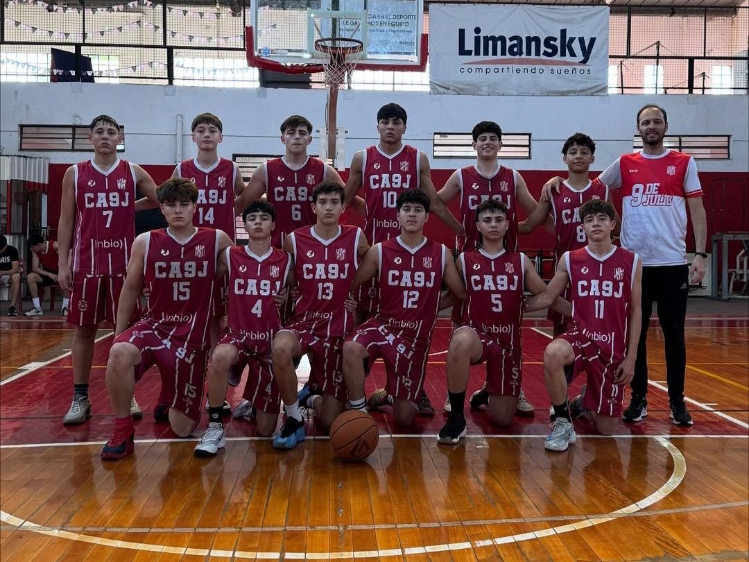 La U15 del León se quedó con el t´tulo.Foto:IG 9 de Julio