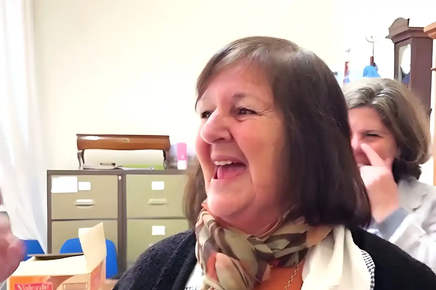 Bibiana Kasta el día en que la comunidad educativa la despidió tras su jubilación.