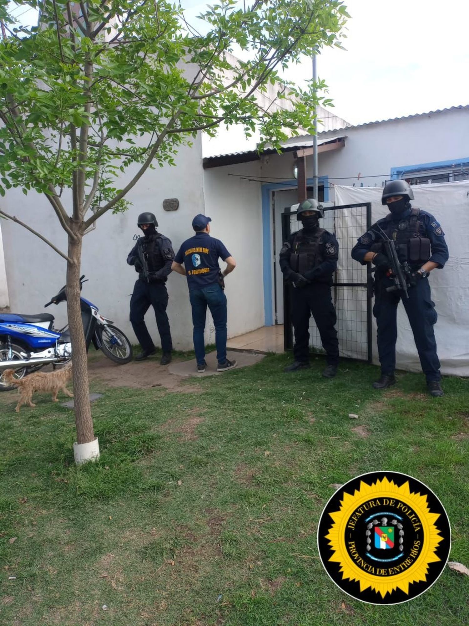 Allanamiento por narcomenudeo: secuestraron cocaína, plata y dos personas quedaron supeditadas a la causa