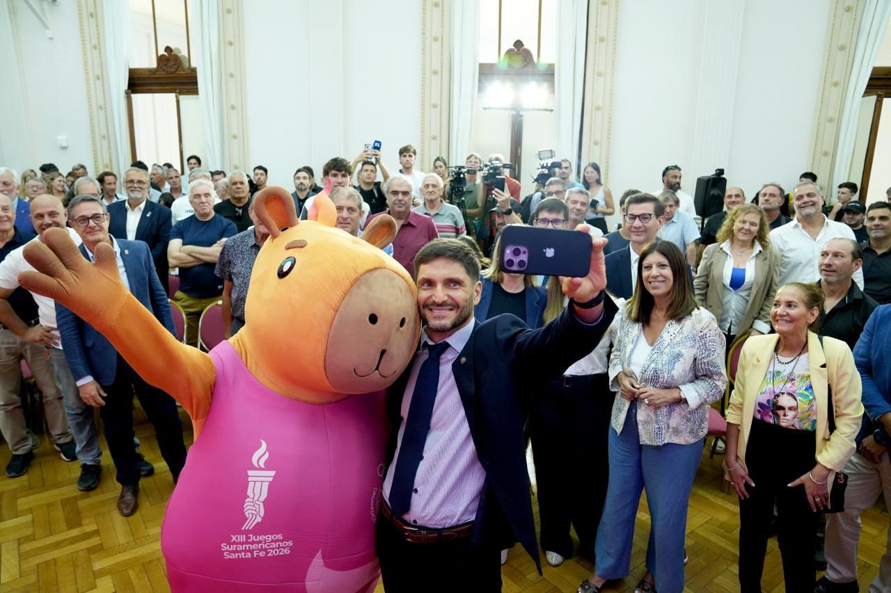 Pullaro lanzó la Copa Santa Fe y reafirmó el objetivo de convertir a la provincia “en la capital nacional del deporte”