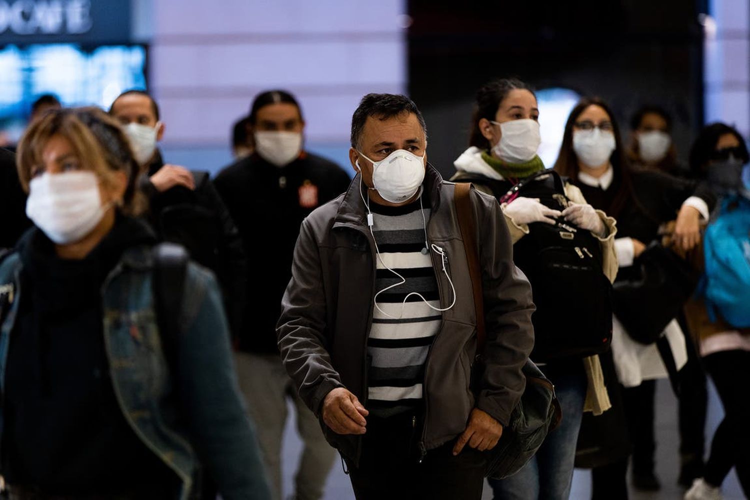 Día record: fallecieron 24 personas en el país y se detectaron 255 nuevos casos