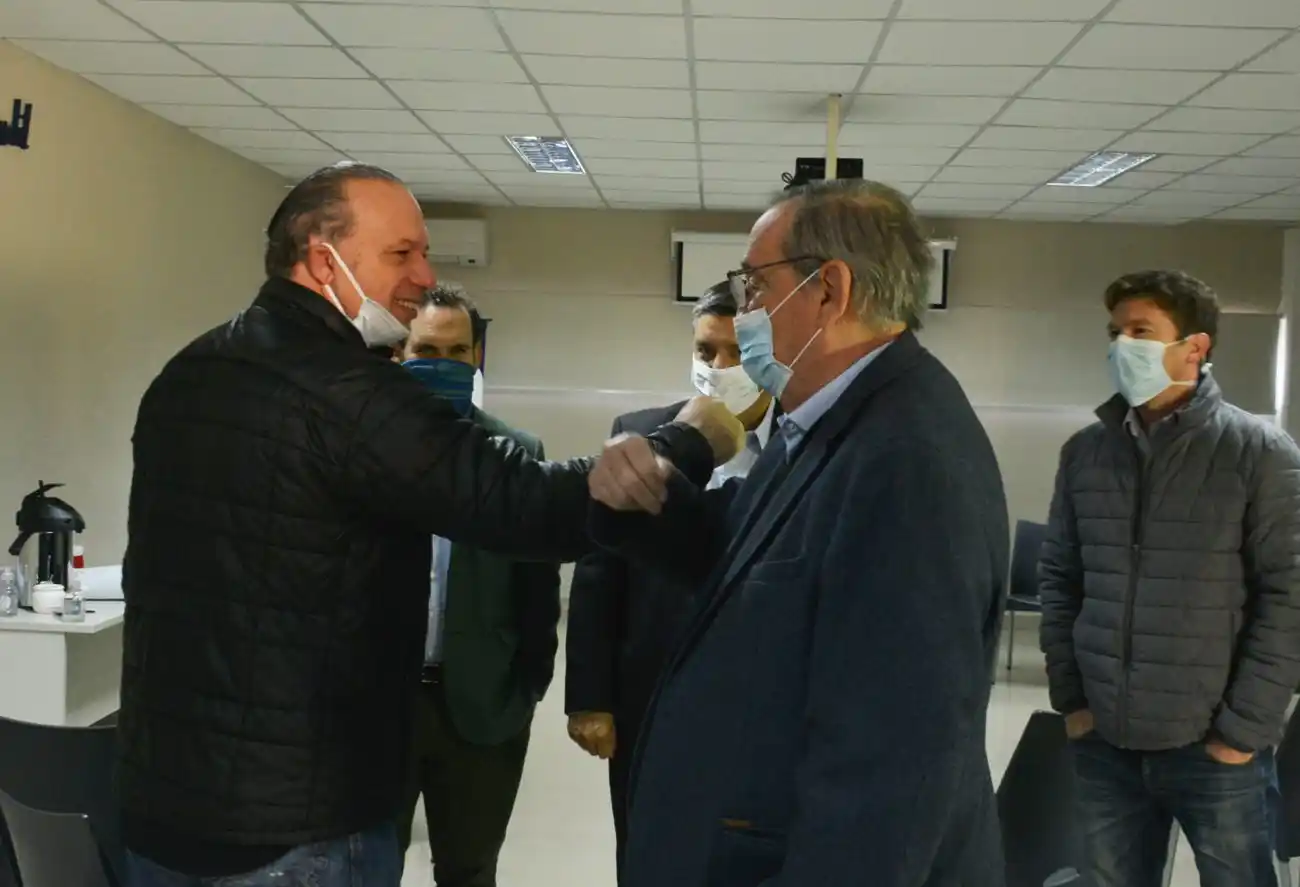 Con el Oído Agudo