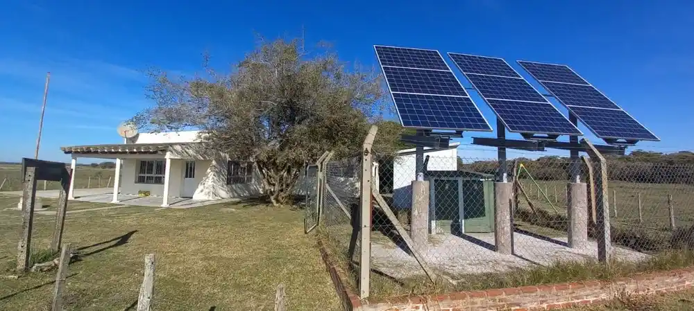 Habilitan a vecinos o pymes bonaerenses a generar energía renovable y vender los excedentes