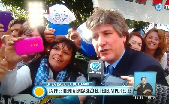 25 de Mayo: Boudou reapareció y destacó el "amor del pueblo"