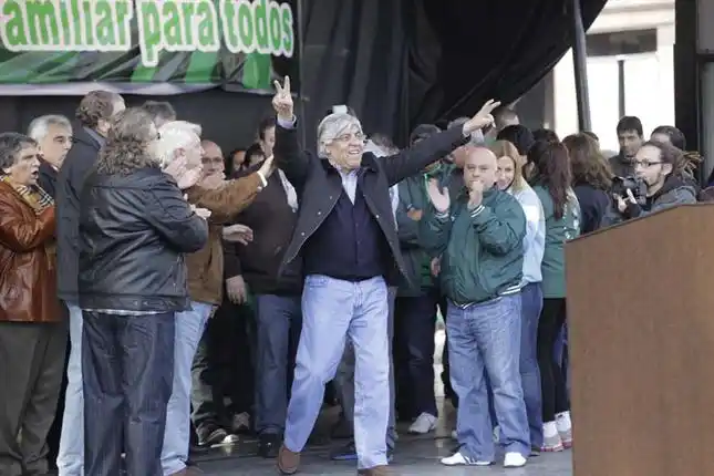 Moyano llamó a votar en contra de Cristina Kirchner en octubre
