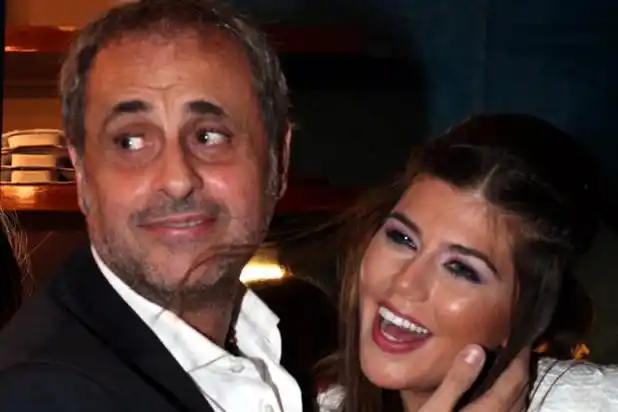 Jorge Rial y Mariana Antoniale, a los besos
