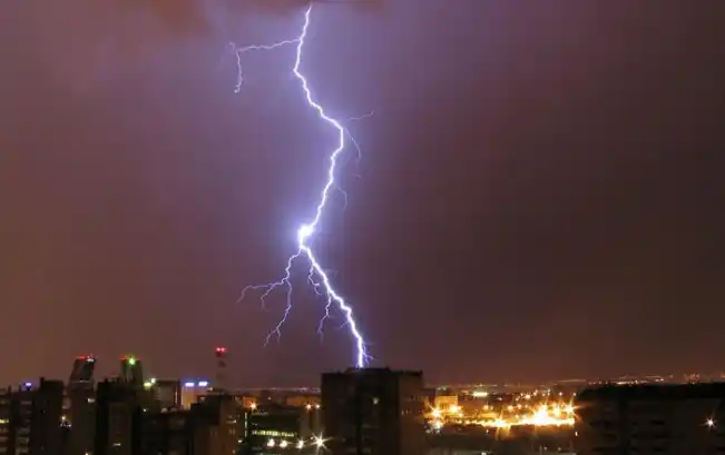 Alerta meteorológico por tormentas fuertes en la Provincia