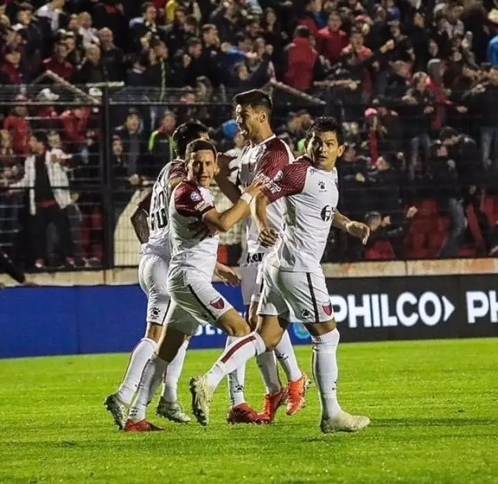 Colón cayó por penales y fue eliminado de la Copa Argentina