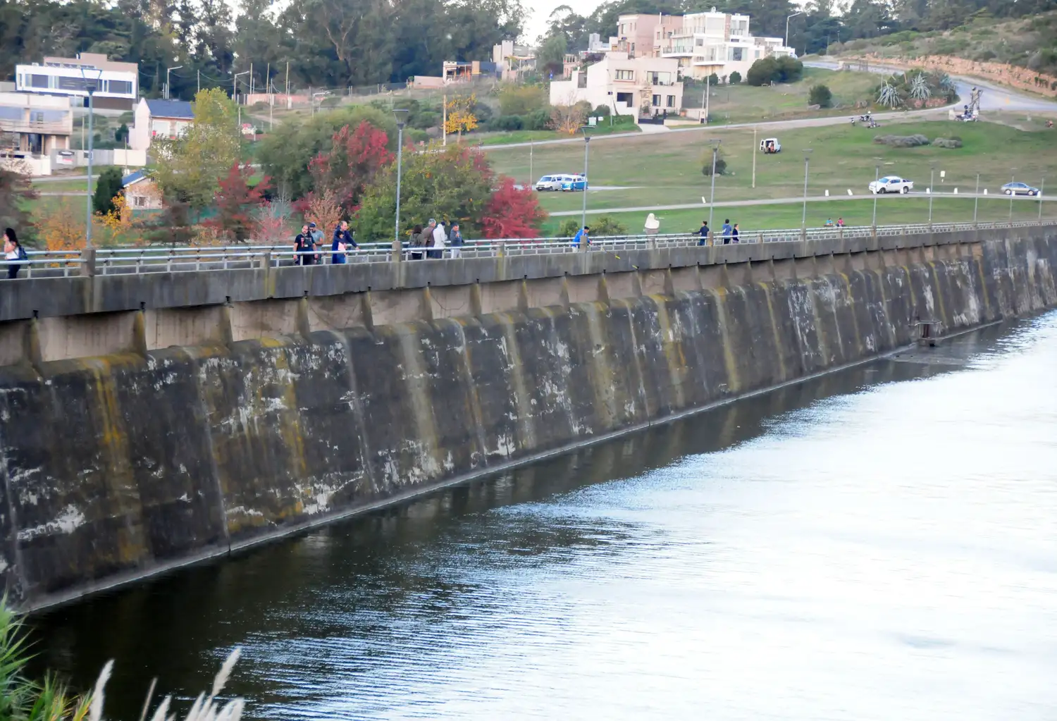 El Murallón del Lago del Fuerte y el proyecto para ponerlo en valor.