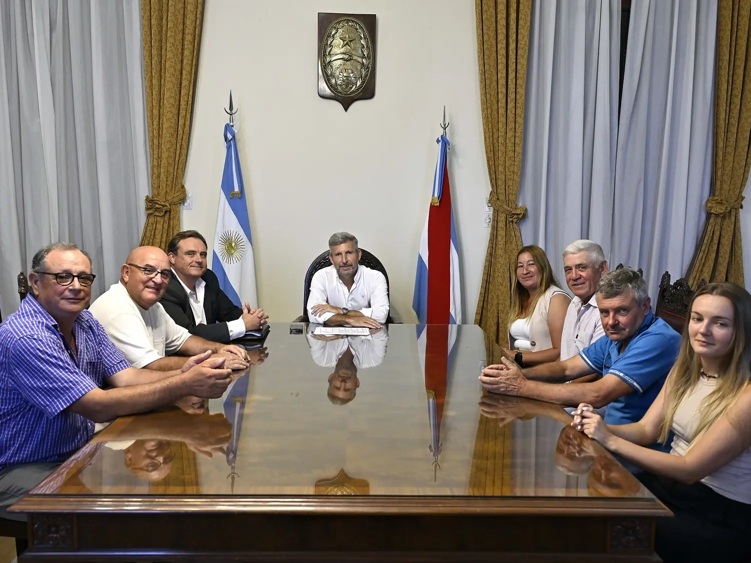 Frigerio anunció la obra de pavimentación del acceso a Puerto Curtiembre